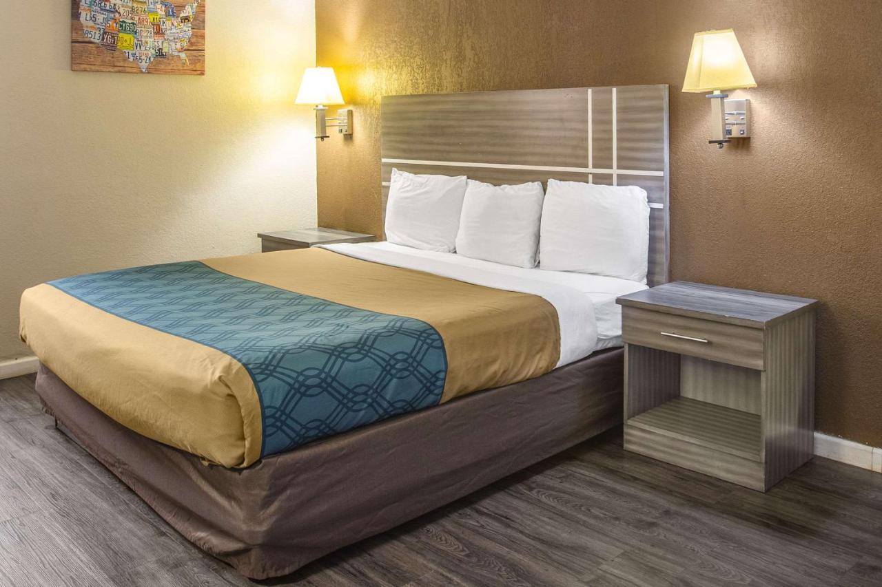 Econo Lodge Choice Hotels I 95 Savannah Gateway 24 Hour Fitness Center On Site Guest Laundry On Site Perkins Restaurant Georgetown Zewnętrze zdjęcie