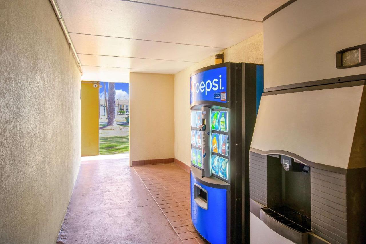 Econo Lodge Choice Hotels I 95 Savannah Gateway 24 Hour Fitness Center On Site Guest Laundry On Site Perkins Restaurant Georgetown Zewnętrze zdjęcie